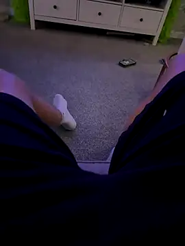 Snapshot of cumtoomuch25 chatting on December 2, 5:41 pm cumtoomuch25 online show from December 2, 5:41 pm