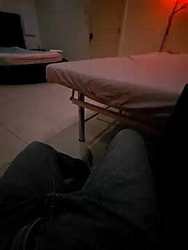solos-tuy-yo online show from February 8, 12:03 am