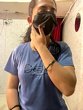 Red Queen 11 online show from November 25, 6:19 pm