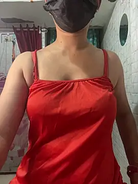 Snapshot of Red_Queen_11 chatting on June 13, 6:28 pm Red Queen 11 online show from June 13, 6:28 pm