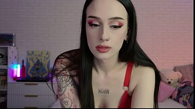 Snapshot of Darineko_ chatting on November 28, 5:32 am Darineko online show from November 28, 5:32 am