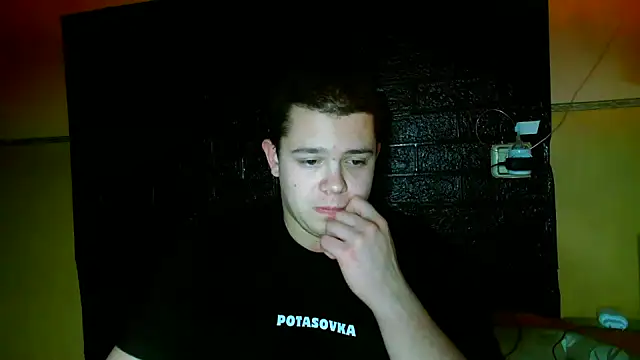 CuteButNaughty  online show from January 9, 8:10 pm