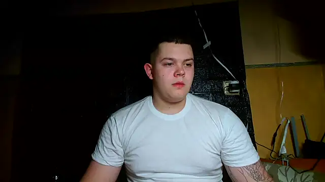 CuteButNaughty  online show from February 14, 9:11 pm