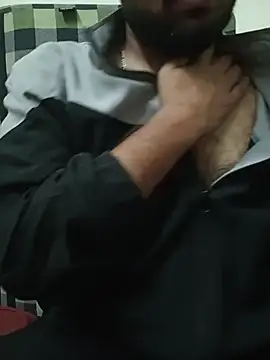 MrToxxic online show from November 15, 5:53 pm