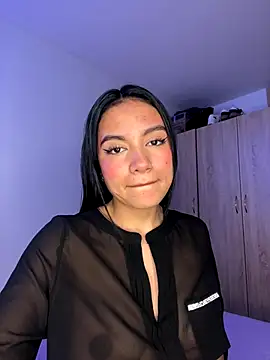 Snapshot of charlo-hot chatting on November 17, 6:41 am charlo-hot online show from November 17, 6:41 am