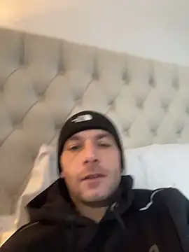 Snapshot of Kinkycouple142 chatting on January 17, 3:06 pm Kinkycouple142 online show from January 17, 3:06 pm