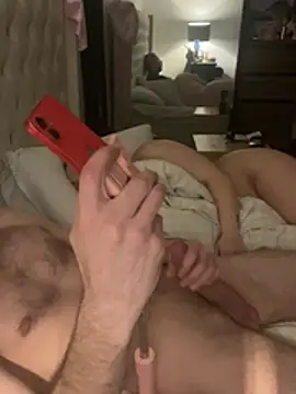 Snapshot of Kinkycouple142 chatting on February 3, 2:53 am Kinkycouple142 online show from February 3, 2:53 am