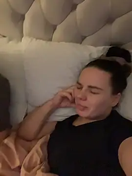 Snapshot of Kinkycouple142 chatting on February 8, 7:50 pm Kinkycouple142 online show from February 8, 7:50 pm