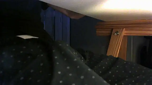 Snapshot of monsieur18cm chatting on January 14, 10:47 pm monsieur18cm online show from January 14, 10:47 pm