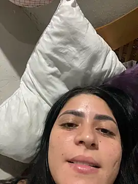 Snapshot of sarinha777 chatting on November 10, 4:33 am sarinha777 online show from November 10, 4:33 am