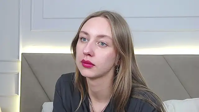 RachaelCute online show from November 10, 8:57 am