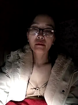 Feeling-hot online show from November 17, 4:57 pm