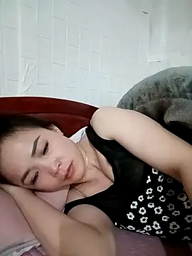 Feeling-hot online show from February 11, 11:32 pm