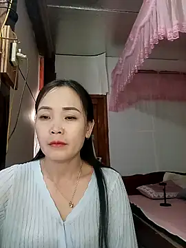 Feeling-hot online show from February 17, 3:47 am