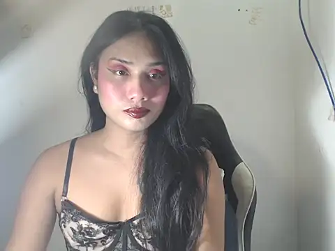 Snapshot of andy_cummy27 chatting on March 12, 1:06 pm andy cummy27 online show from March 12, 1:06 pm