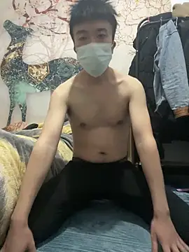 Snapshot of Theo615 chatting on November 16, 2:44 pm Theo615 online show from November 16, 2:44 pm