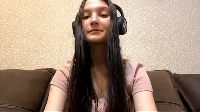 AurorAurora online show from November 30, 9:02 am