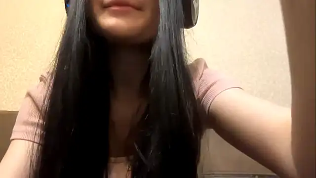 AurorAurora online show from January 13, 9:25 am