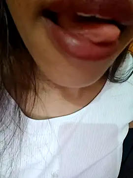 Hot  girls001 online show from November 16, 2:11 pm