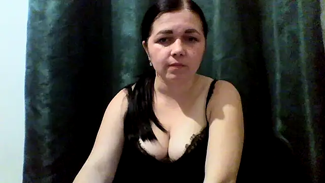 Vitalina282128 online show from April 8, 10:43 pm