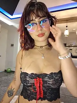 Snapshot of Sarah_Lark- chatting on May 13, 12:08 am Sarah Lark- online show from May 13, 12:08 am