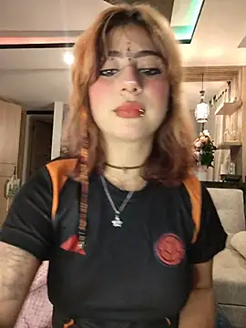 Snapshot of Sarah_Lark- chatting on July 4, 12:28 am Sarah Lark- online show from July 4, 12:28 am