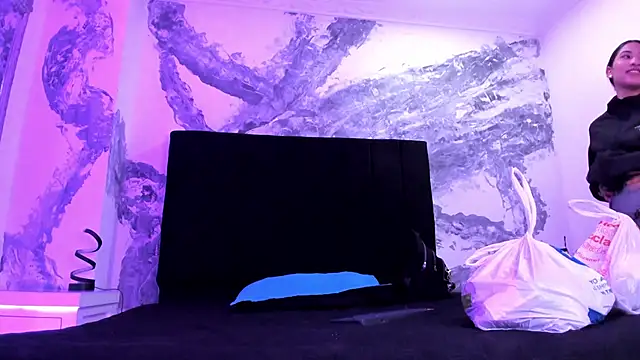 lilithDraven  online show from February 10, 4:05 am