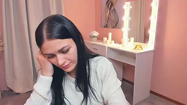 Snapshot of ShanelLevoy chatting on November 12, 1:55 pm ShanelLevoy online show from November 12, 1:55 pm