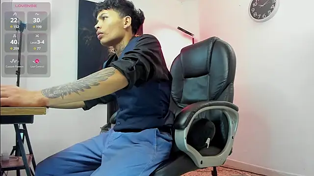 Juank wss online show from November 12, 11:43 am