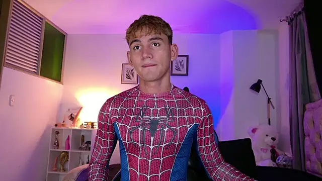 estebanperez 26 online show from February 18, 10:55 am