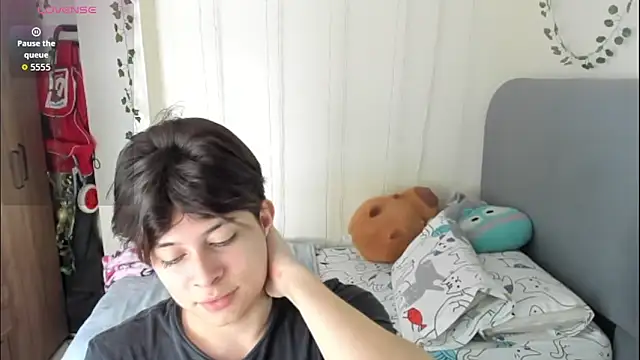 Felix kitty online show from February 5, 6:56 pm