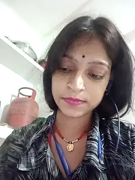 Snapshot of Mohnicute chatting on April 28, 7:19 pm Mohnicute online show from April 28, 7:19 pm