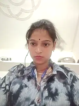 Snapshot of Mohnicute chatting on May 1, 11:48 am Mohnicute online show from May 1, 11:48 am