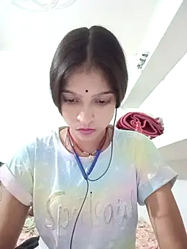 Snapshot of Mohnicute chatting on May 4, 6:15 pm Mohnicute online show from May 4, 6:15 pm