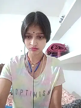 Snapshot of Mohnicute chatting on May 8, 6:46 pm Mohnicute online show from May 8, 6:46 pm