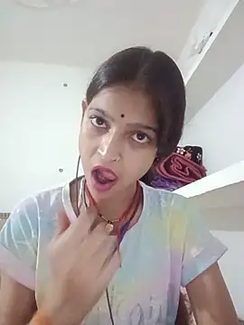 Snapshot of Mohnicute chatting on May 14, 7:42 pm Mohnicute online show from May 14, 7:42 pm