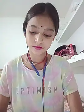 Snapshot of Mohnicute chatting on May 19, 1:06 pm Mohnicute online show from May 19, 1:06 pm
