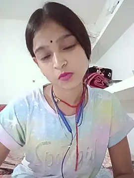 Snapshot of Mohnicute chatting on May 20, 10:49 pm Mohnicute online show from May 20, 10:49 pm