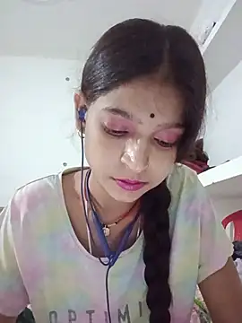 Snapshot of Mohnicute chatting on May 25, 7:20 pm Mohnicute online show from May 25, 7:20 pm