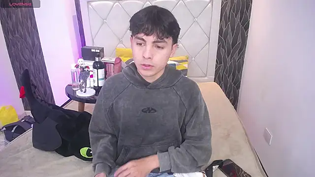 Samu FoXXX online show from November 21, 10:08 pm