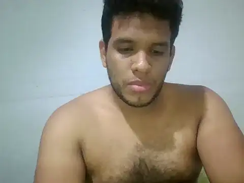 Snapshot of josecamsex27 chatting on January 16, 4:05 am josecamsex27 online show from January 16, 4:05 am