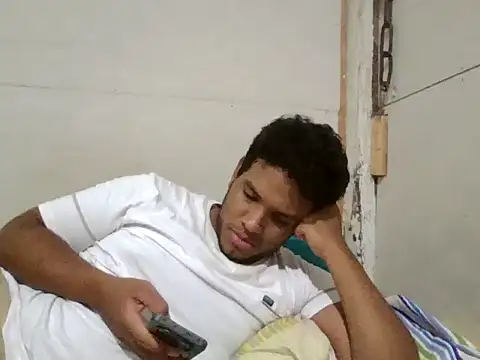 Snapshot of josecamsex27 chatting on February 1, 3:16 am josecamsex27 online show from February 1, 3:16 am