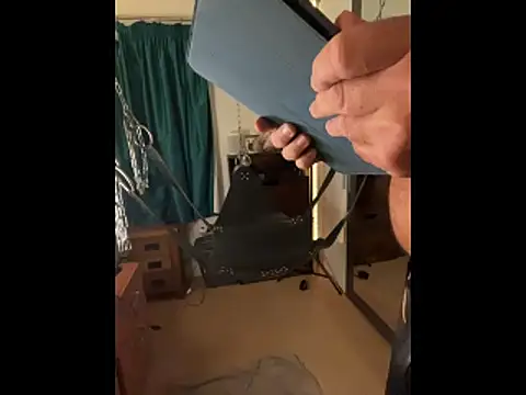 LeatherSdaddy online show from November 18, 3:05 pm