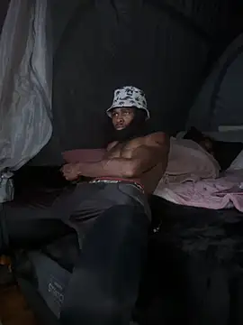 wearefreaks08 online show from November 27, 4:25 am