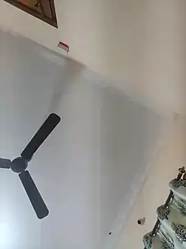 Snapshot of Rajguna_12 chatting on November 11, 10:37 am Rajguna 12 online show from November 11, 10:37 am