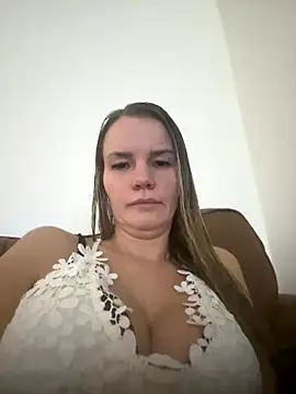 Cutebrowneyes  online show from December 15, 11:20 pm