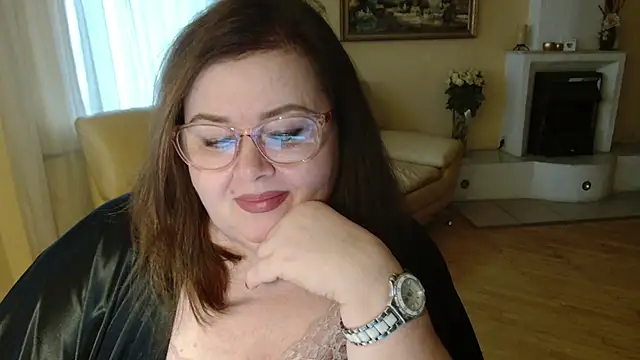 Natali-Gucci online show from December 4, 11:08 am