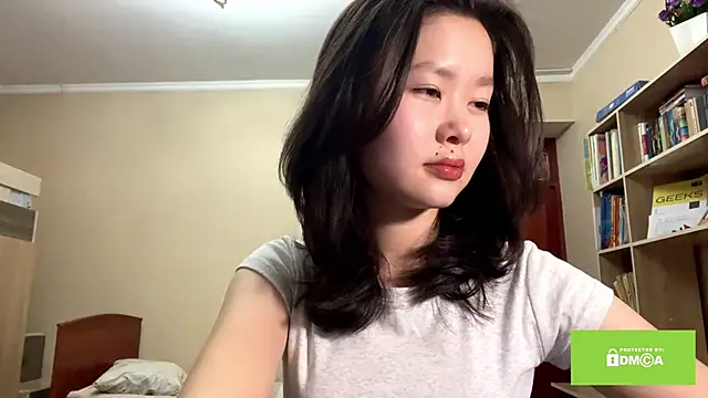 HuldaKye online show from January 13, 11:59 am