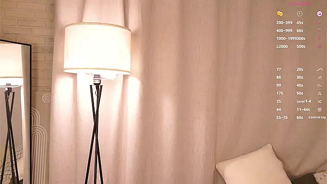 Snapshot of Love_audirs6 chatting on February 14, 12:40 am Love audirs6 online show from February 14, 12:40 am