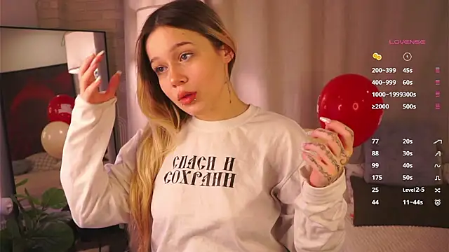 Snapshot of Love_audirs6 chatting on March 3, 1:06 pm Love audirs6 online show from March 3, 1:06 pm